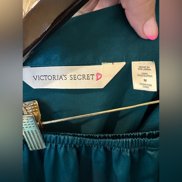 Victoria’s Secret Long Sleeved Pant Pajamas Dark Green - Picture 5 of 10